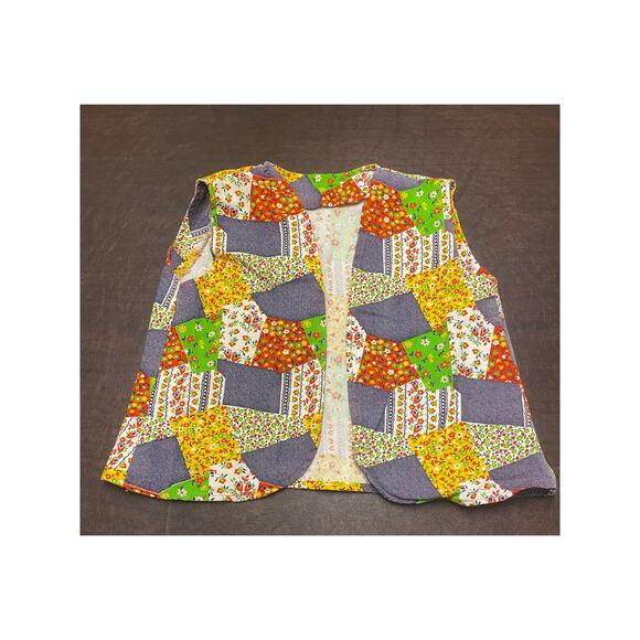 Vintage Patchwork Floral Vest Boho Quilted Look Handmade Child Size Med (6-8) - Picture 1 of 4